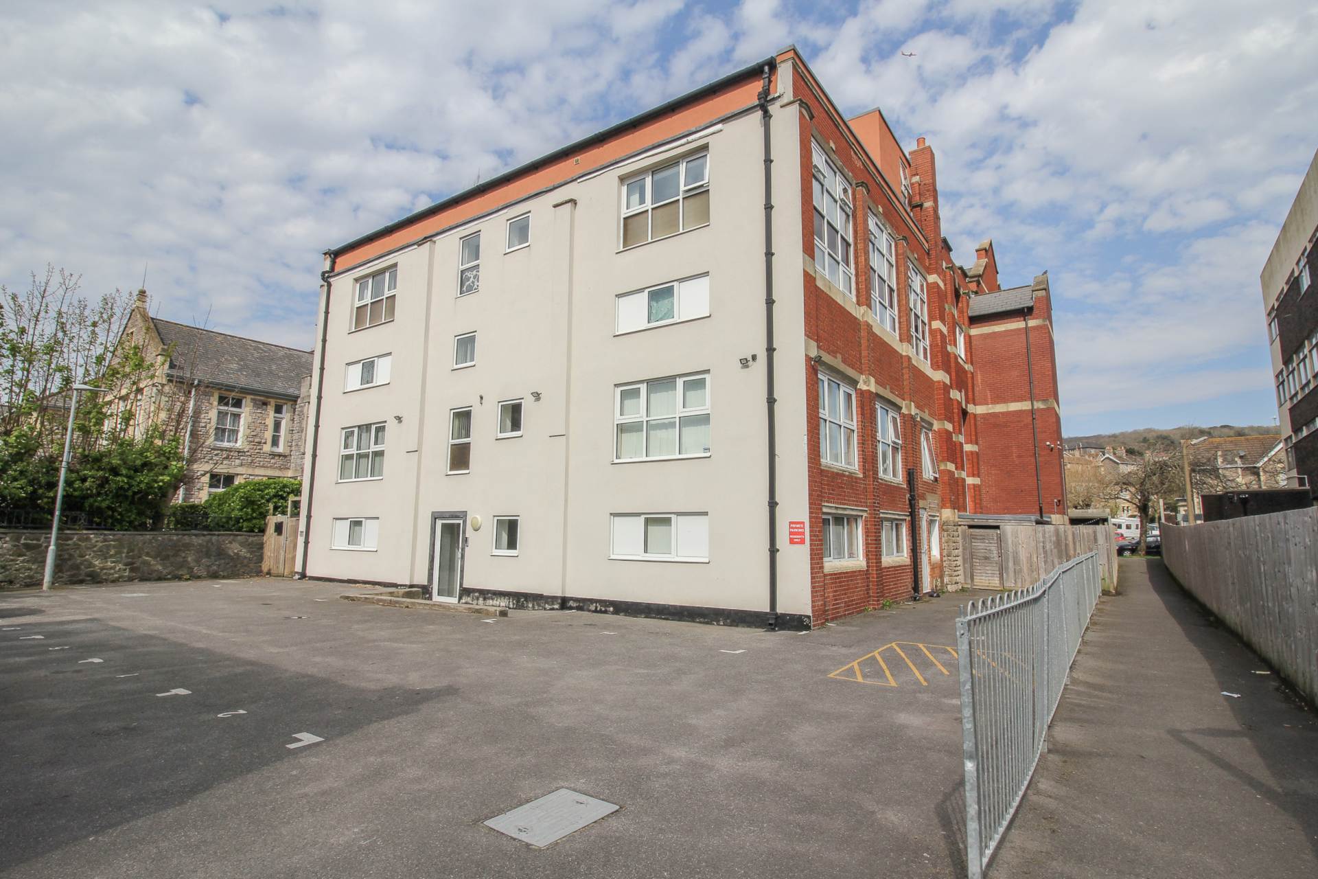 Central Location**Old Library Building**Duplex Apartment**, Image 1