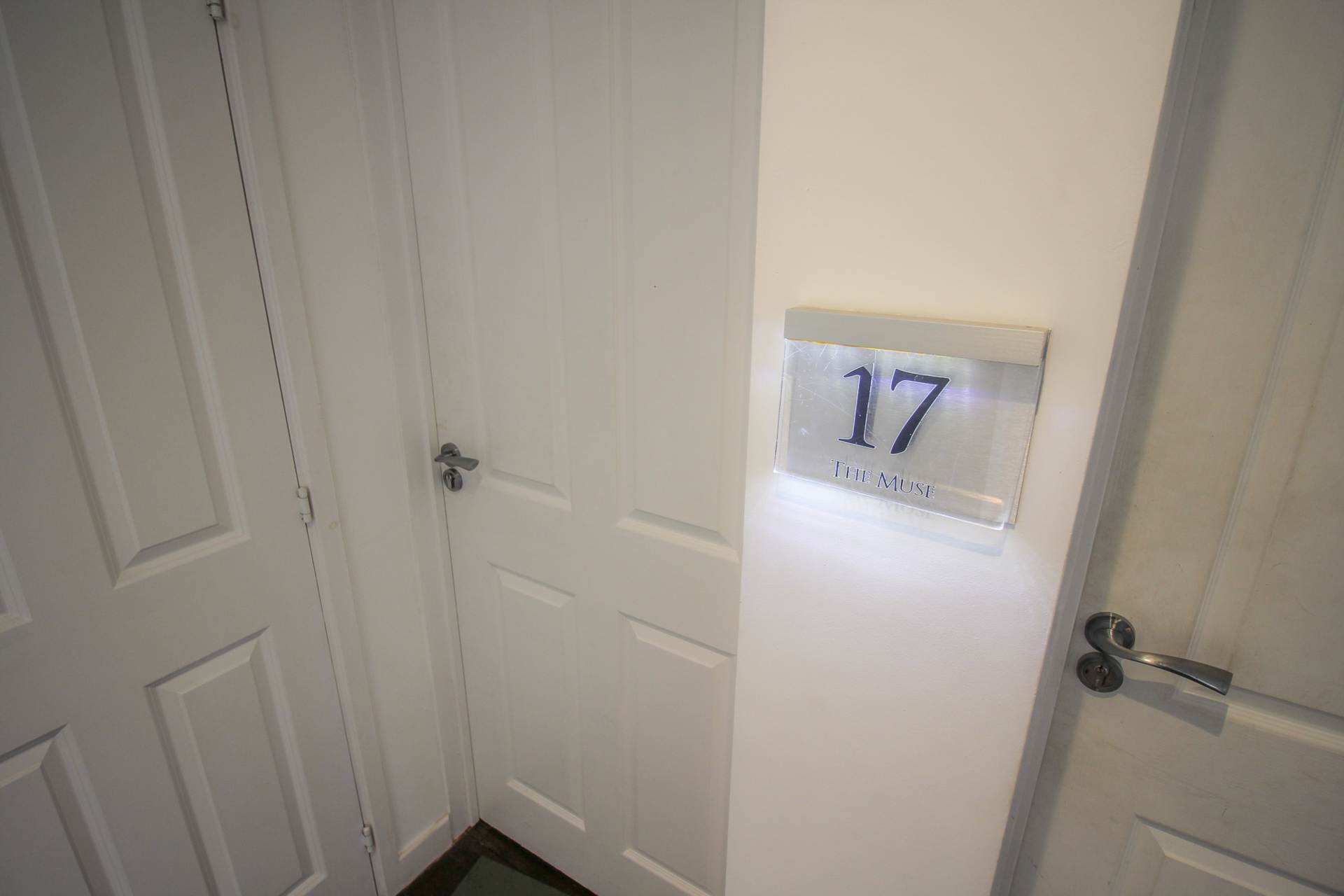 Central Location**Old Library Building**Duplex Apartment**, Image 11