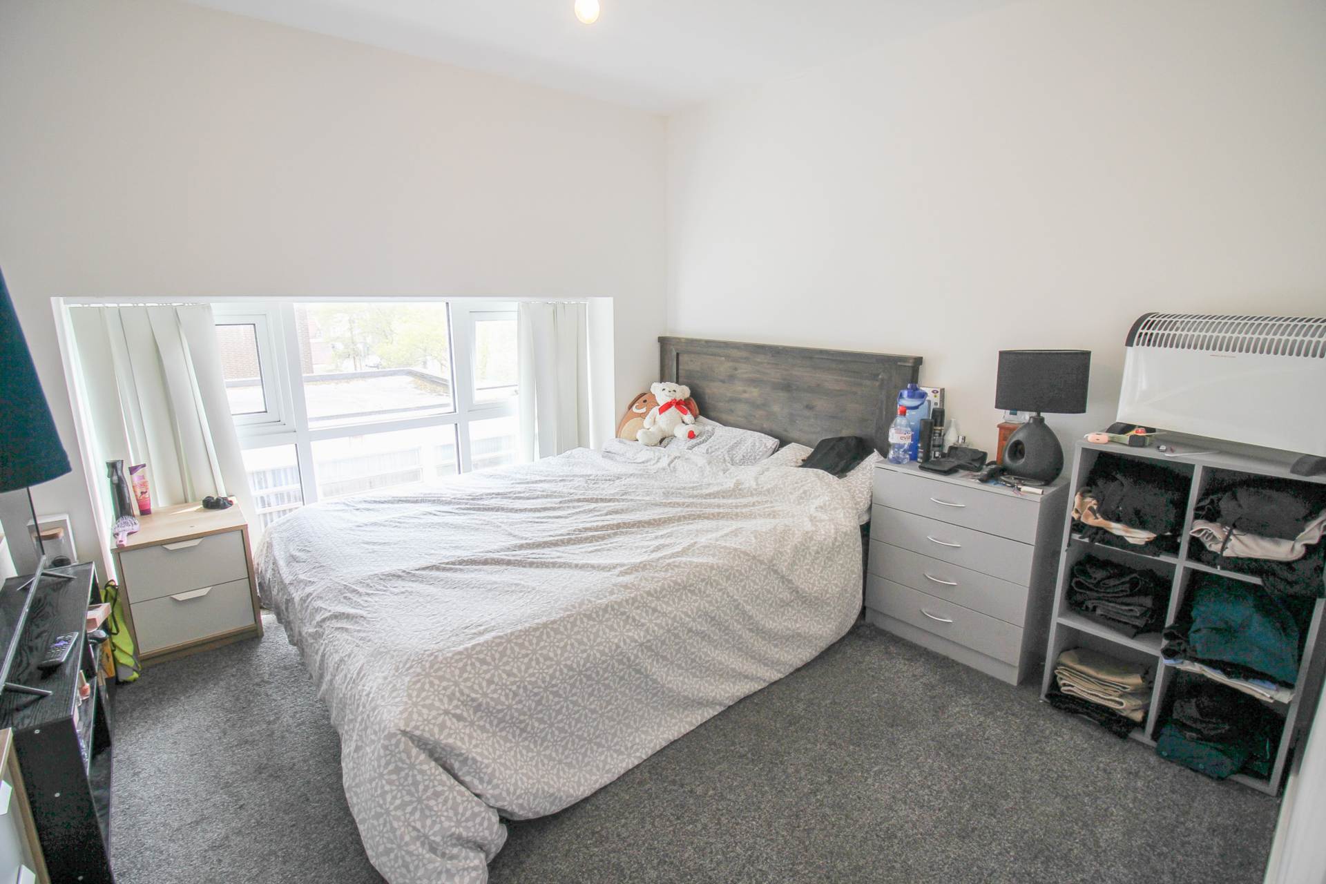 Weston-super-Mare**Open Plan Living**Two Double Bedrooms**Centrally Located**, Image 6