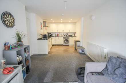 Weston-super-Mare**Open Plan Living**Two Double Bedrooms**Centrally Located**, Image 3