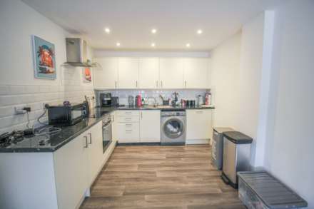 Weston-super-Mare**Open Plan Living**Two Double Bedrooms**Centrally Located**, Image 4