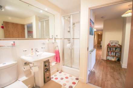 Clarence Place**Stunningly Presented**Highly Regarded Development**Fabulous Location**, Image 15