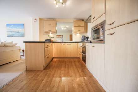 Clarence Place**Stunningly Presented**Highly Regarded Development**Fabulous Location**, Image 2