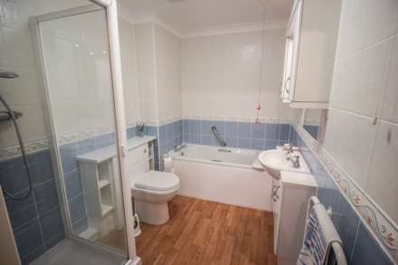 Pegasus Lodge**Beautifully Presented**Over 60's**2 Minutes to Beach**, Image 12