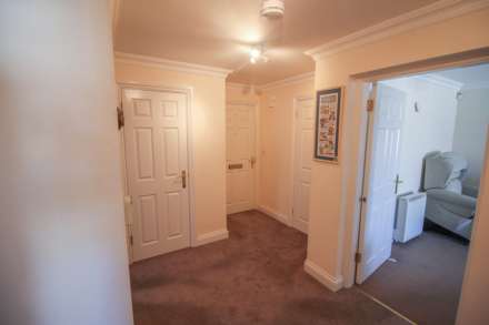 Pegasus Lodge**Beautifully Presented**Over 60's**2 Minutes to Beach**, Image 3