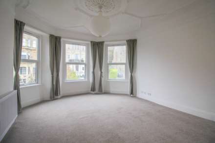2 Bedroom Flat, Atlantic Road, Weston-super-Mare