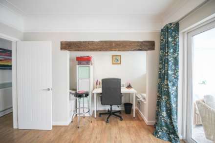 Brean**Absolutely Stunning**Ideal for Dual Occupancy**1 Minute to Beach**, Image 12