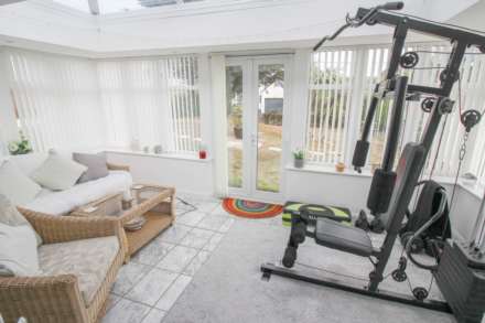 Brean**Absolutely Stunning**Ideal for Dual Occupancy**1 Minute to Beach**, Image 14