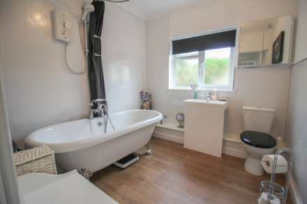 Brean**Absolutely Stunning**Ideal for Dual Occupancy**1 Minute to Beach**, Image 20
