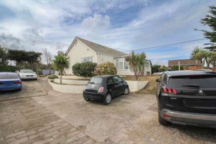 Brean**Absolutely Stunning**Ideal for Dual Occupancy**1 Minute to Beach**, Image 31