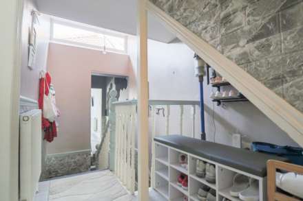 Brighton Road, South Ward - Modern Maisonette Flat, Image 14