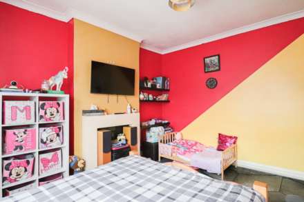Brighton Road, South Ward - Modern Maisonette Flat, Image 7