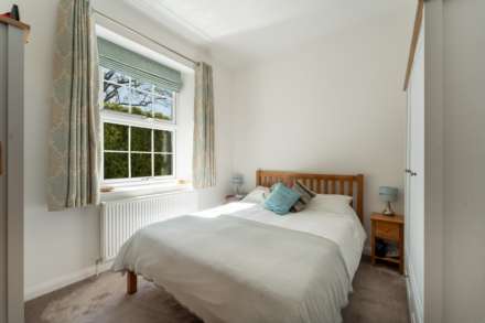 Bristol Road Lower, Stunningly Presented Detached Bungalow, Image 18