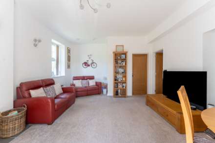 Bristol Road Lower, Stunningly Presented Detached Bungalow, Image 7