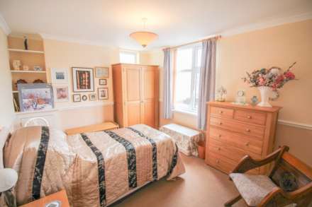 Totterdown Road**South Ward**3 Bedrooms**, Image 10