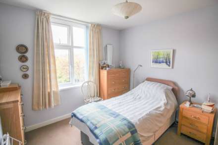 Totterdown Road**South Ward**3 Bedrooms**, Image 11