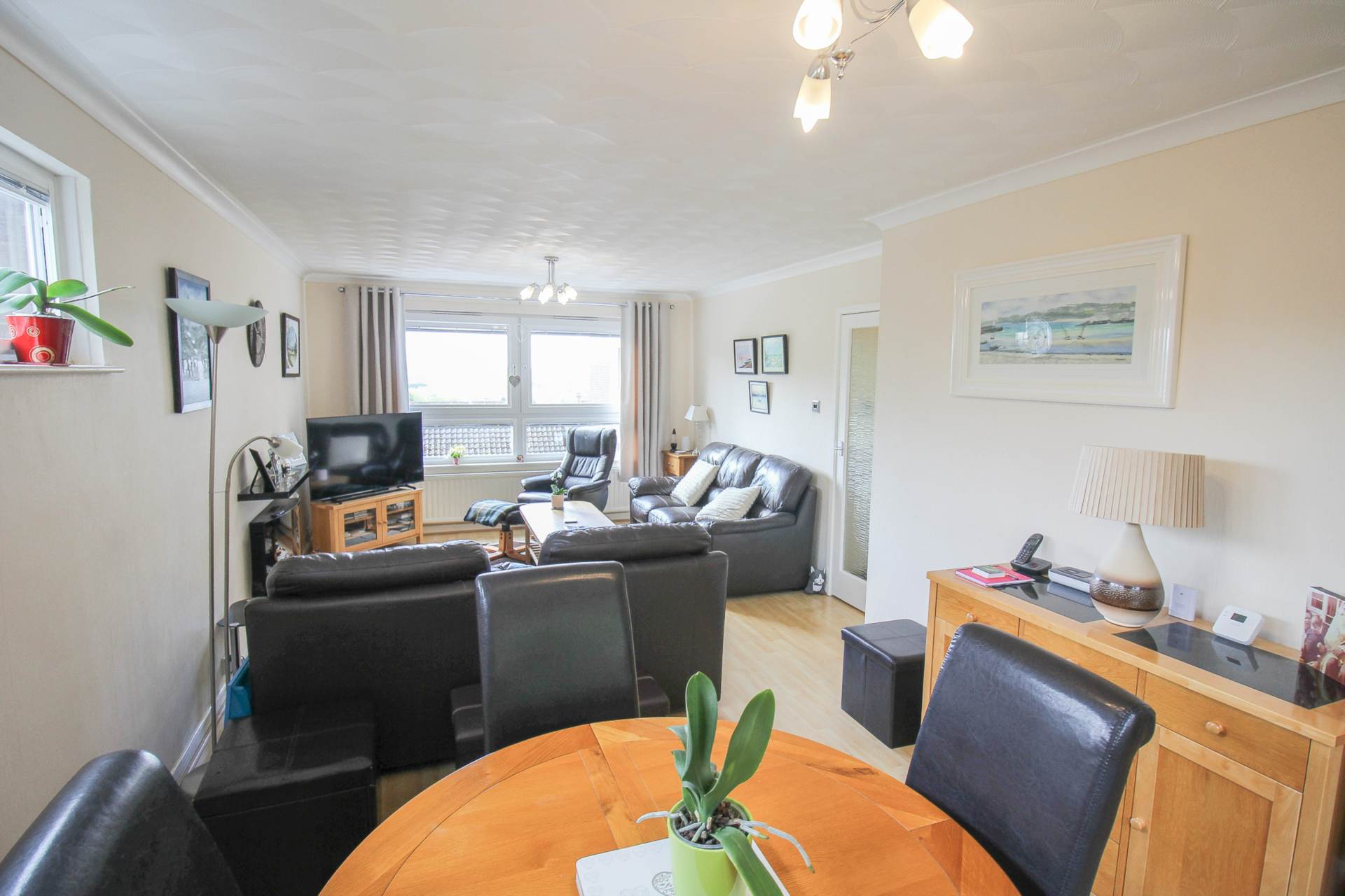 Kingsholme Court, Hillside**Spacious Two Bedroom Flat**Well Presented Throughout**, Image 2