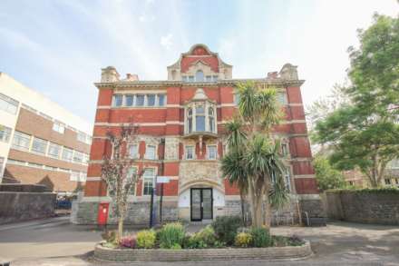 Boulevard**Beautifully Presented**, Image 4