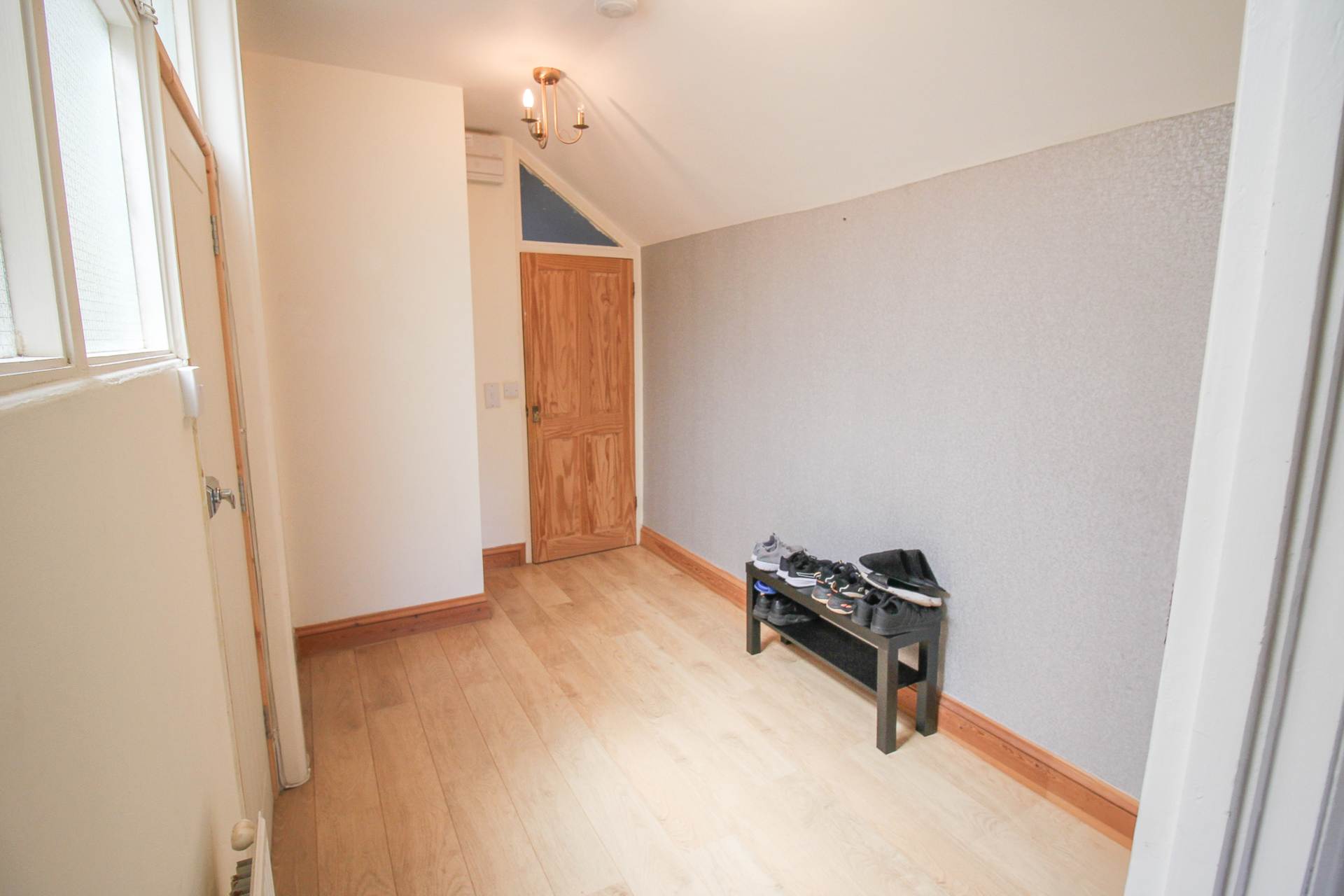 Shrubbery Terrace**Superb Hillside Location**, Image 10