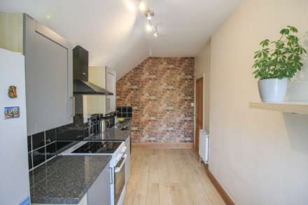 Shrubbery Terrace**Superb Hillside Location**, Image 4