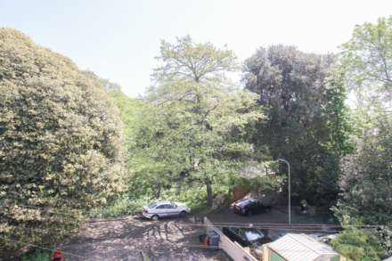 Shrubbery Terrace**Superb Hillside Location**, Image 5
