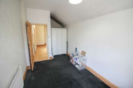 Shrubbery Terrace**Superb Hillside Location**, Image 9