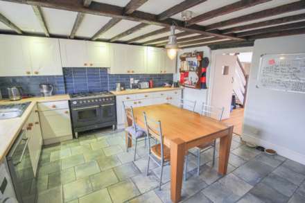 **Cheddar**Wonderful Period Features**Short Level Walk to Village Centre**, Image 8