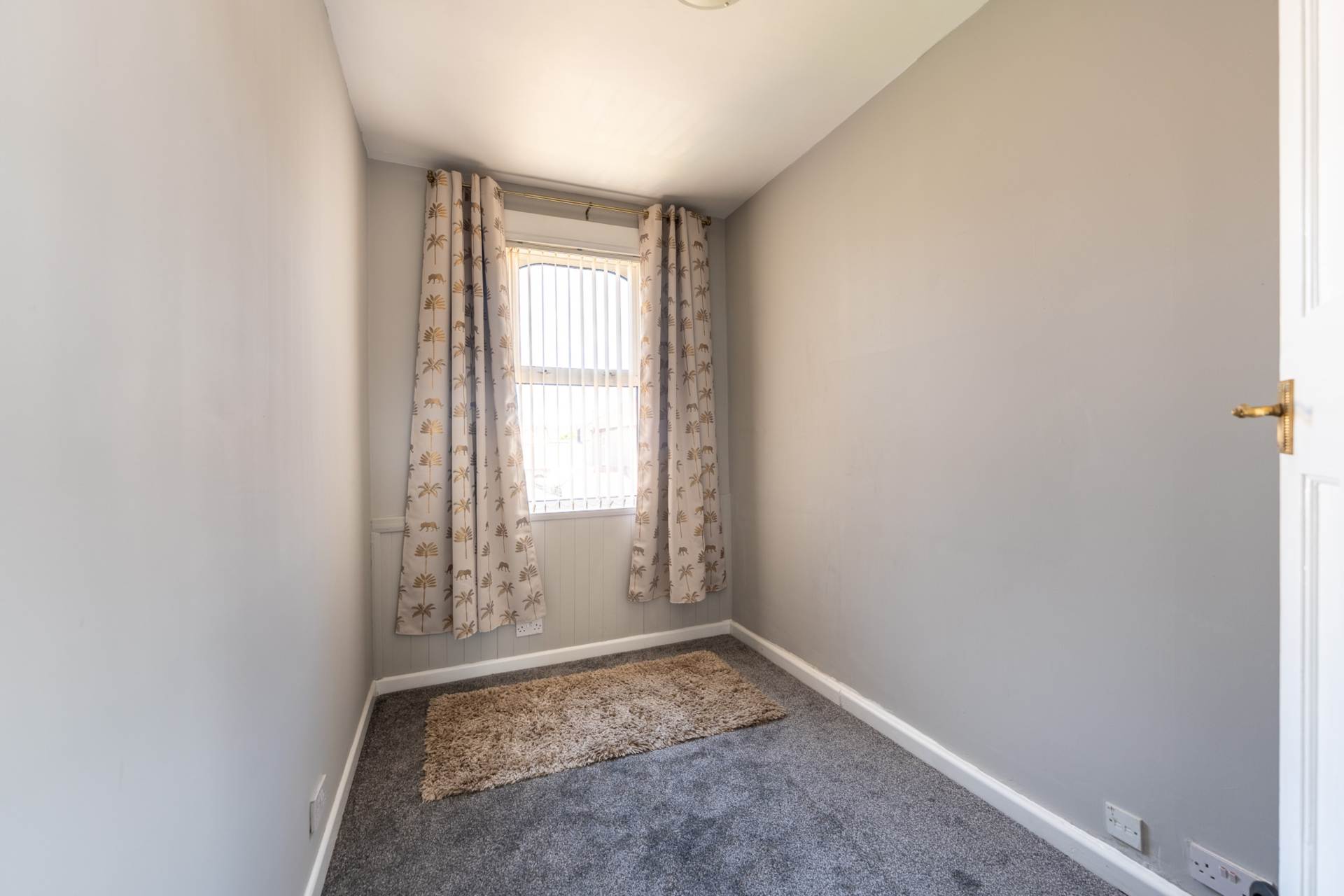 Southville Road, South Ward - Extended Family Home, Image 18