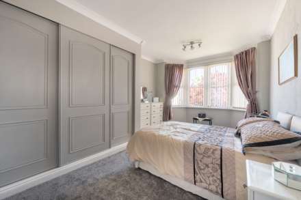 Southville Road, South Ward - Extended Family Home, Image 15