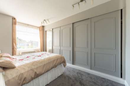 Southville Road, South Ward - Extended Family Home, Image 17