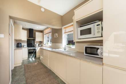 Southville Road, South Ward - Extended Family Home, Image 5