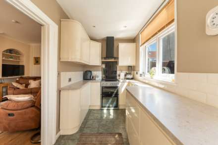 Southville Road, South Ward - Extended Family Home, Image 6