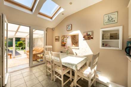 Southville Road, South Ward - Extended Family Home, Image 7