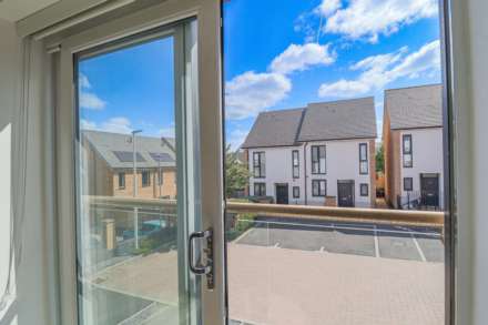 Cranwell Road, Locking Parklands, Image 3