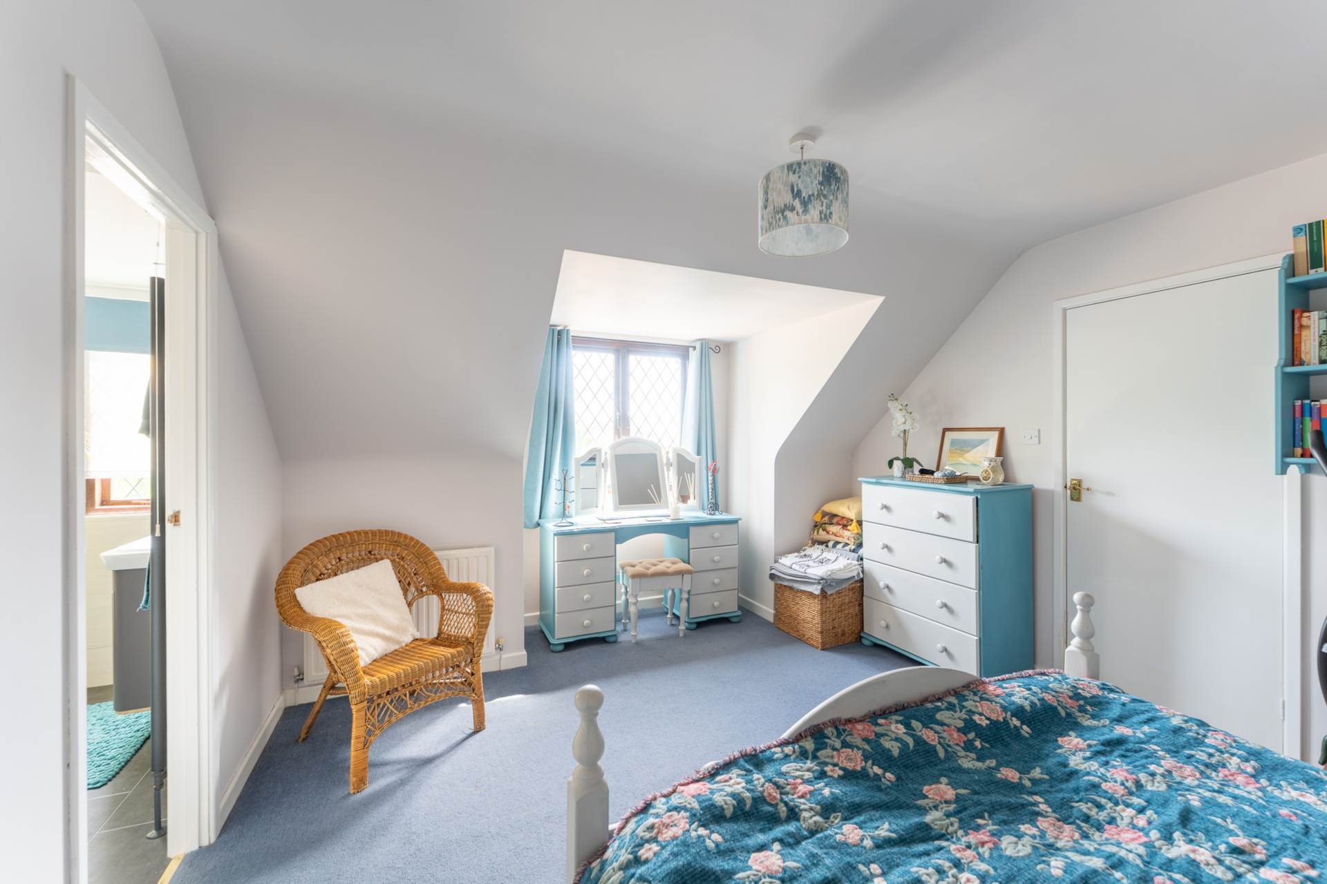Bleadon Hill, Commanding Detached Home - Prime Location, Image 20