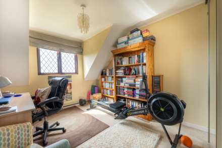 Bleadon Hill, Commanding Detached Home - Prime Location, Image 19
