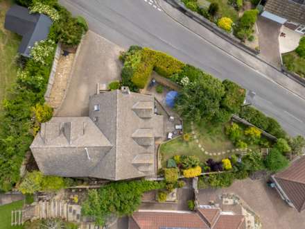 Bleadon Hill, Commanding Detached Home - Prime Location, Image 3