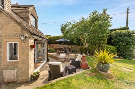 Bleadon Hill, Commanding Detached Home - Prime Location, Image 30