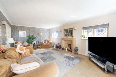 Bleadon Hill, Commanding Detached Home - Prime Location, Image 5