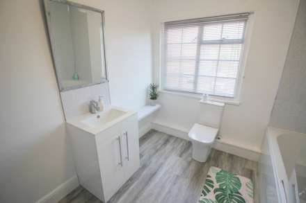 Uphill**Stunningly Presented**160ft Garden**Perfect Location**, Image 17