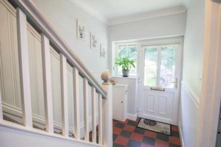 Uphill**Stunningly Presented**160ft Garden**Perfect Location**, Image 2