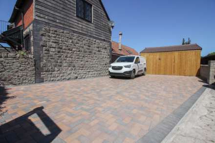 Uphill**Stunningly Presented**160ft Garden**Perfect Location**, Image 21