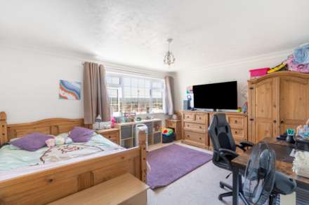 Milton Road, Milton - Largest Property In The Area, Image 25