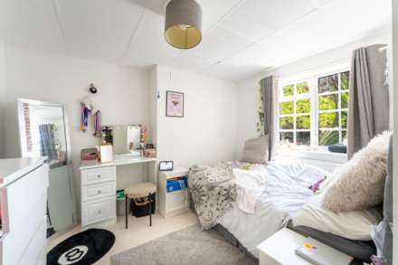 Milton Road, Milton - Largest Property In The Area, Image 30