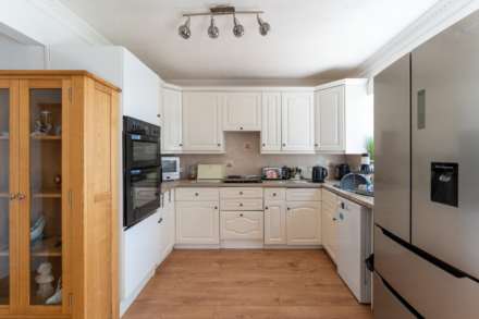 Milton Road, Milton - Largest Property In The Area, Image 36
