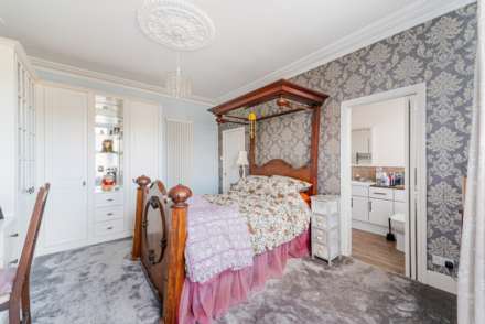 Moorland Road, South Ward, Image 19