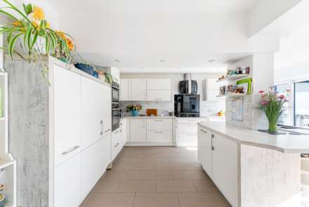 Moorland Road, South Ward, Image 6