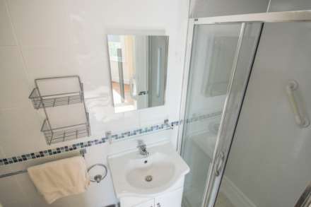 Ellenbrough Crescent*Ground Floor*Garden*Garage*En Suite*, Image 12