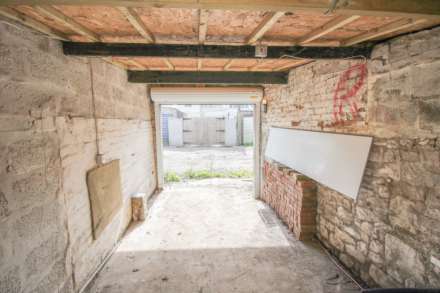 Ellenbrough Crescent*Ground Floor*Garden*Garage*En Suite*, Image 19