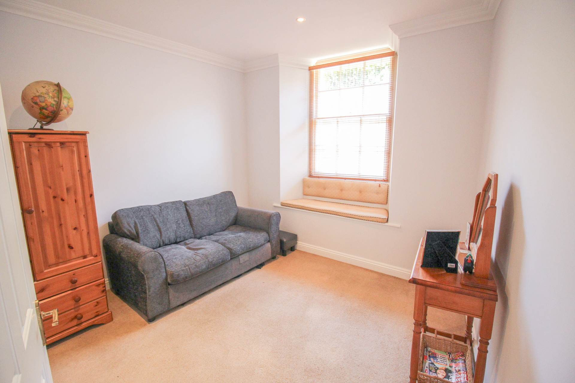 Royal Crescent*Ground Floor Flat*2 Garden Areas*Allocated Parking*, Image 13